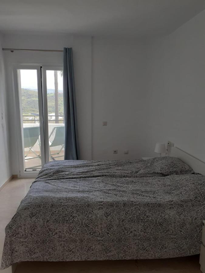 Estepona Golf Apartment Luaran gambar